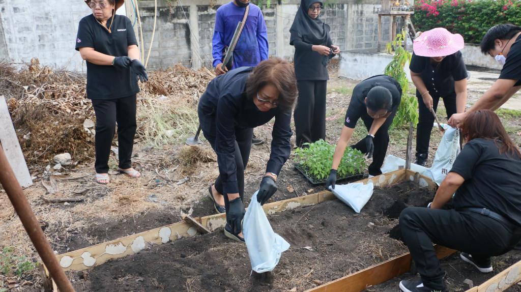 รวมพลังชาว ศภ.8 กสอ. ร่วมส่งเสริมหลักปรัชญาเศรษฐกิจพอเพียง